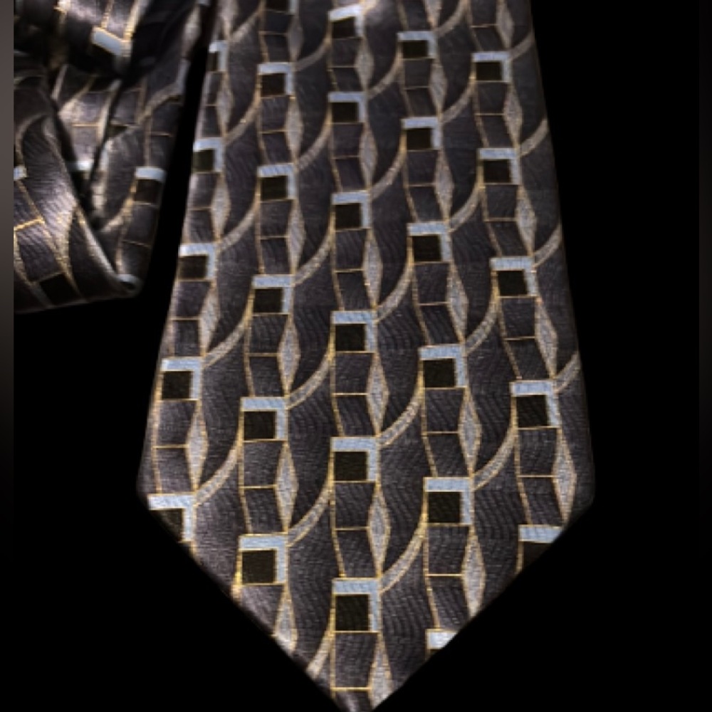 UMBERTO BOSSI Roma Milano All Silk Tie Geometric Patterned